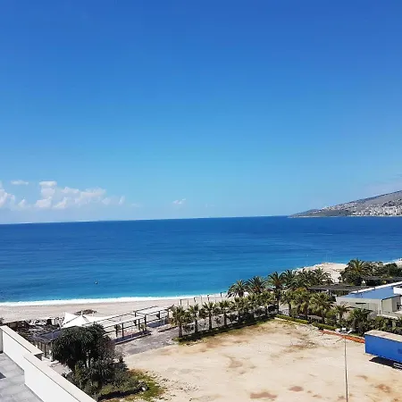 Apartment Horizon - Beachfront Sarande
