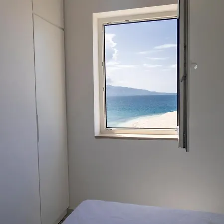 Horizon - Beachfront Sarandë
