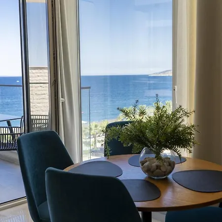 Apartment Horizon - Beachfront *